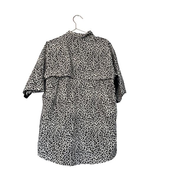 McKenna Quinn pop over button leopard with faux suede detail size XXL - Picture 3 of 7